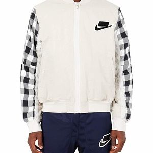 Brand new Nike jacket never worn before